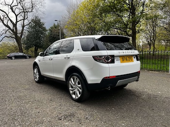 Used Land Rover Discovery Sport 2016 for sale - 78122063: Photo