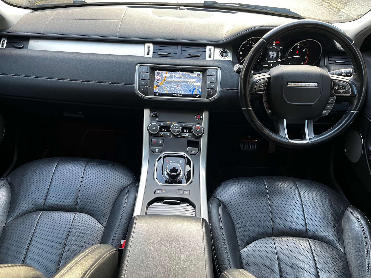 Used Land Rover Range Rover Evoque 2017 for sale - 76829917: Photo 11