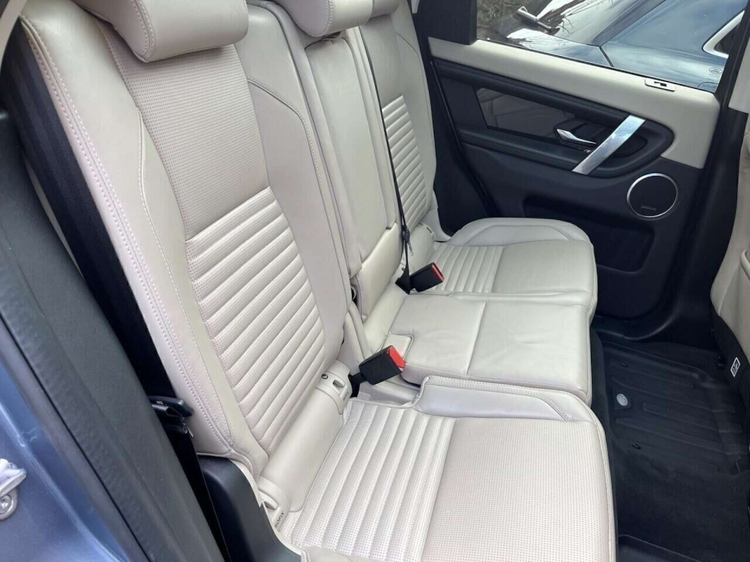 Used Land Rover Discovery Sport 2021 for sale - 76462066: Photo 12