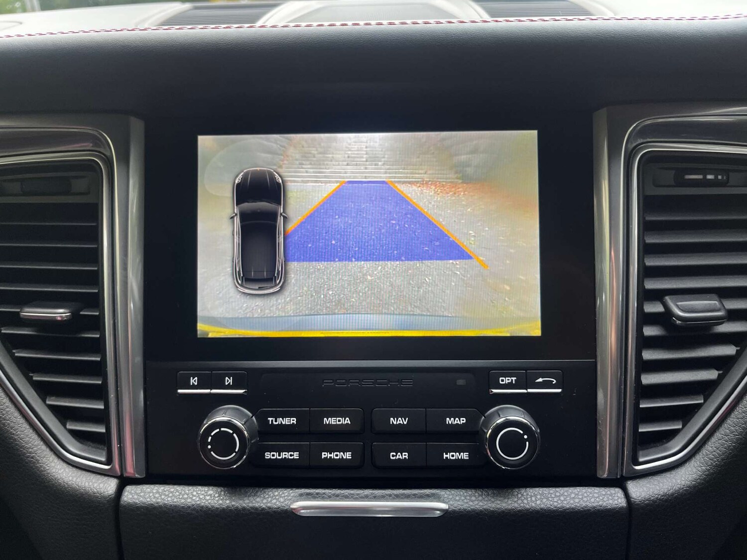 Used Porsche Macan 2017 for sale - 76462072: Photo 11