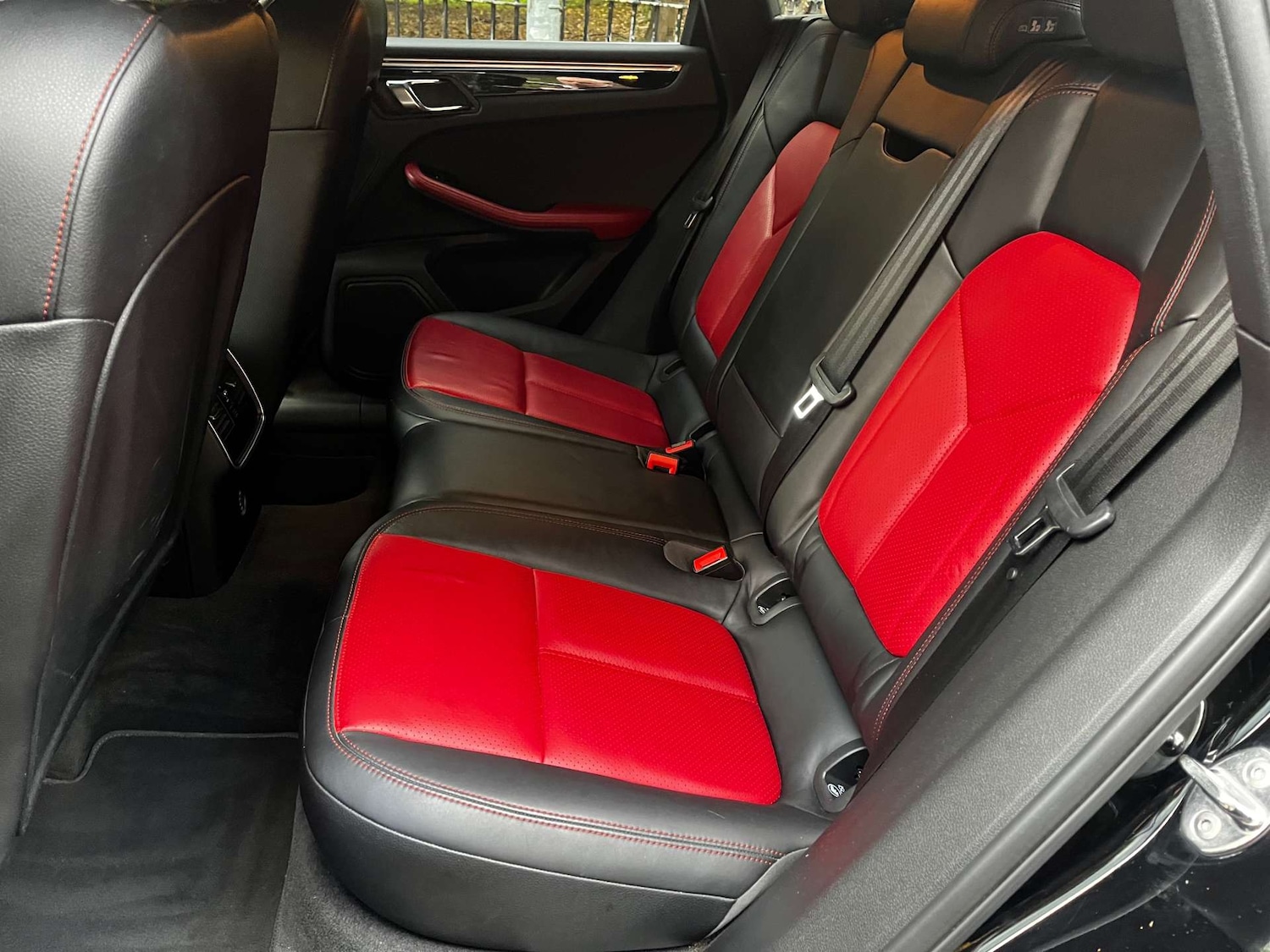 Used Porsche Macan 2017 for sale - 76462072: Photo 16