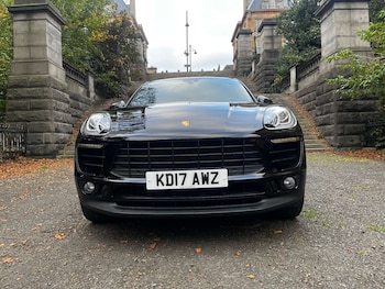 Used Porsche Macan 2017 for sale - 76462072: Photo