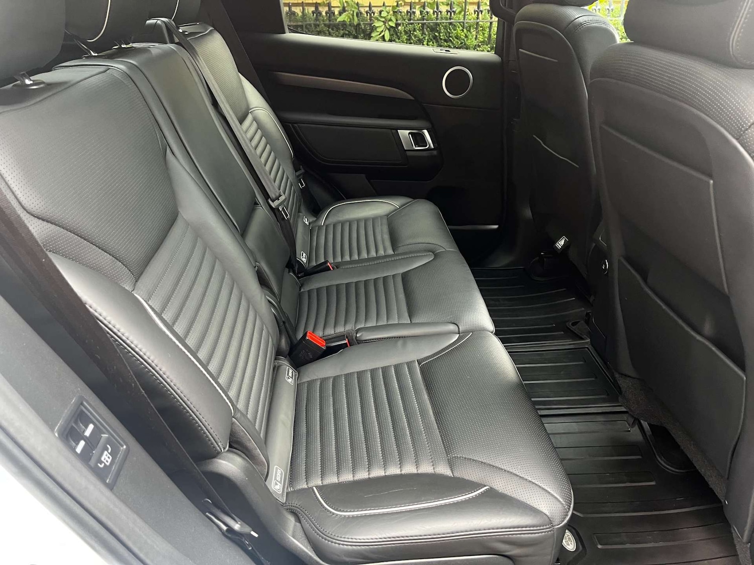 Used Land Rover Discovery 2019 for sale - 77128532: Photo 22