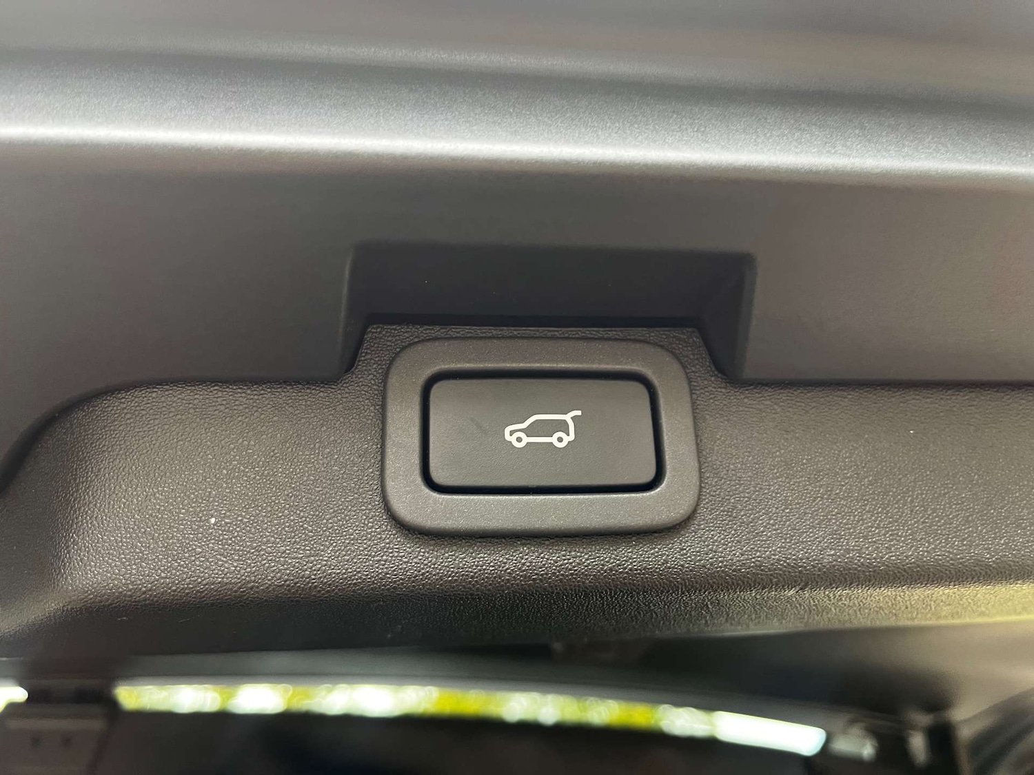 Used Land Rover Discovery 2019 for sale - 77128532: Photo 24