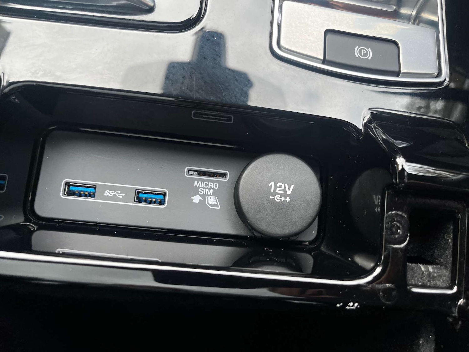 Used Land Rover Discovery 2019 for sale - 77128532: Photo 69