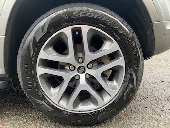 Used Land Rover Defender 2022 for sale - 77198015: Photo