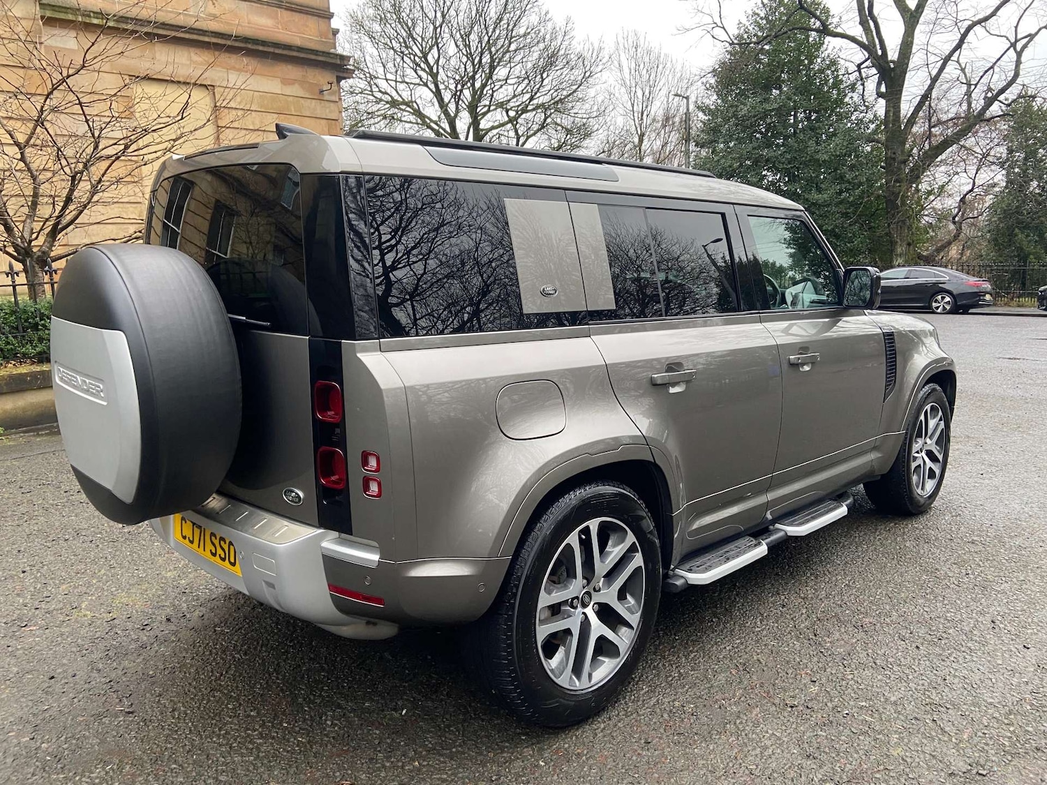 Used Land Rover Defender 2022 for sale - 77198015: Photo 7