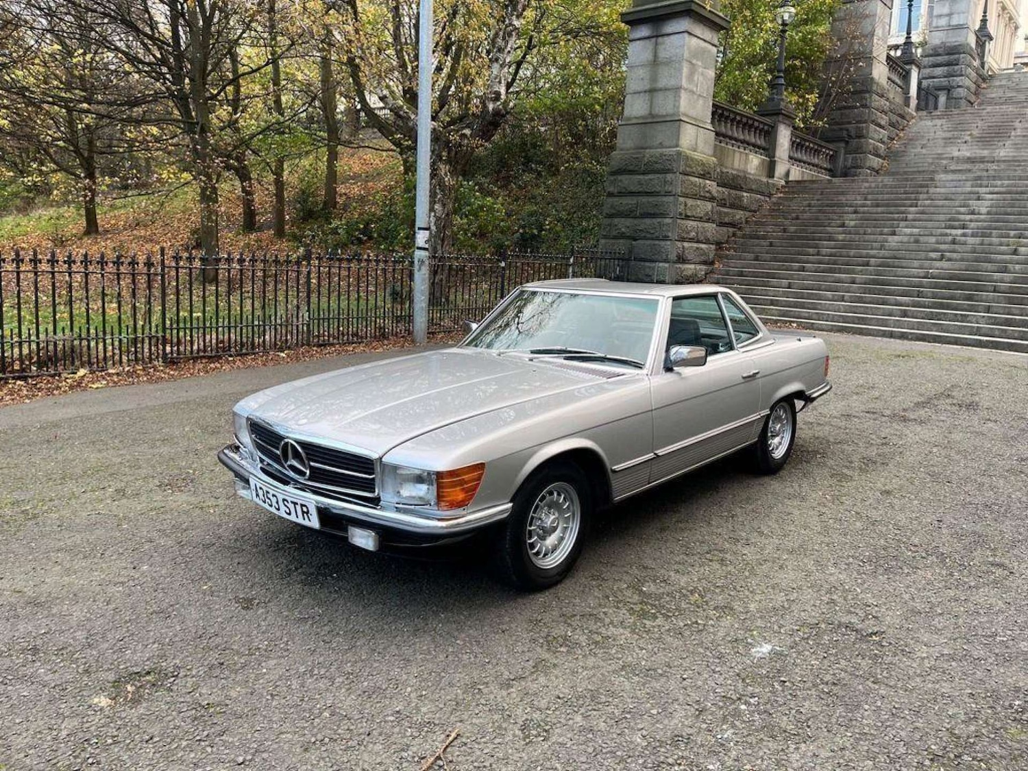 Used Mercedes-Benz 280 SL 1984 for sale - 77128556: Photo 39