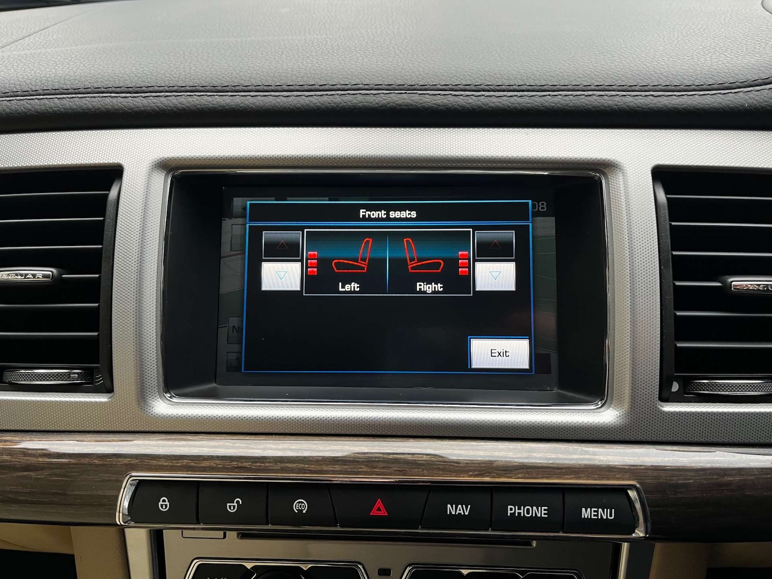 Used Jaguar XF 2015 for sale - 77128597: Photo 11