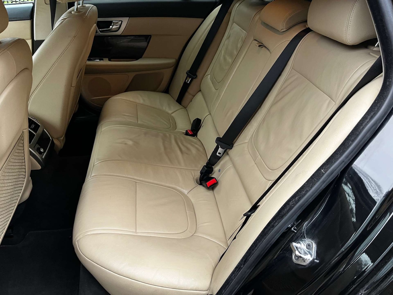 Used Jaguar XF 2015 for sale - 77128597: Photo 17