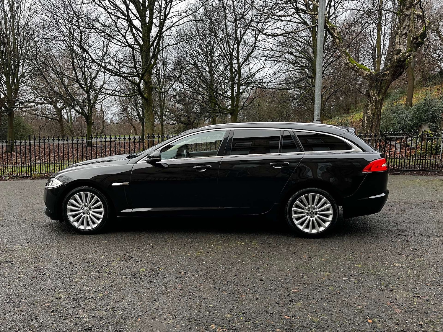 Used Jaguar XF 2015 for sale - 77128597: Photo 29