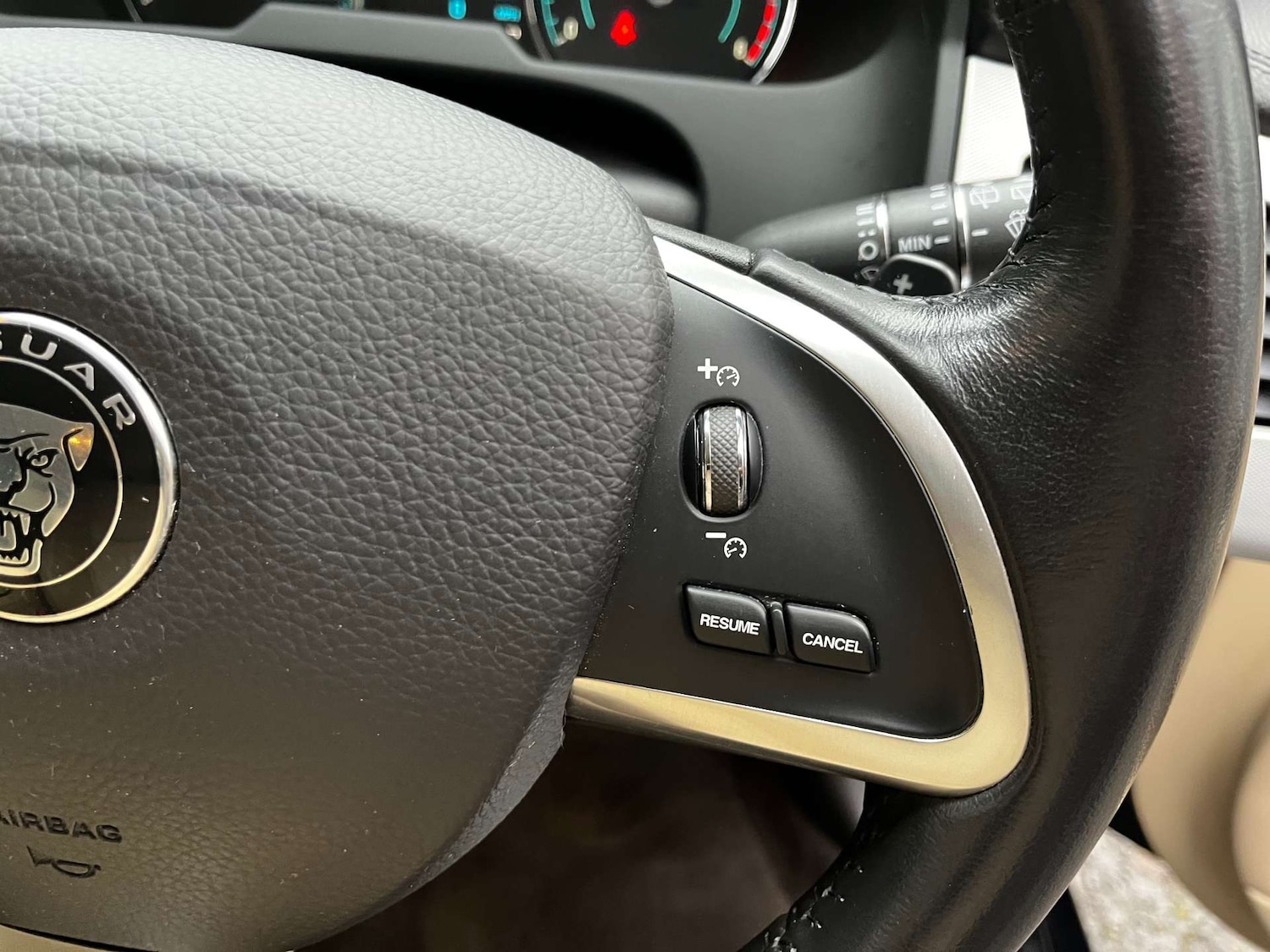 Used Jaguar XF 2015 for sale - 77128597: Photo 47