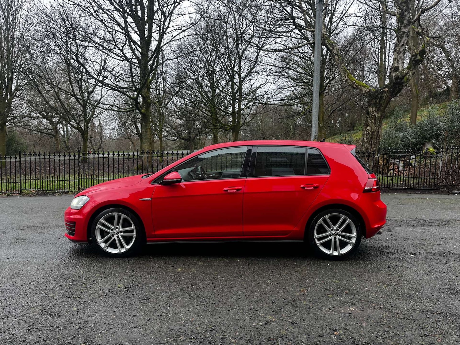 Used Volkswagen Golf 2016 for sale - 77584021: Photo 24