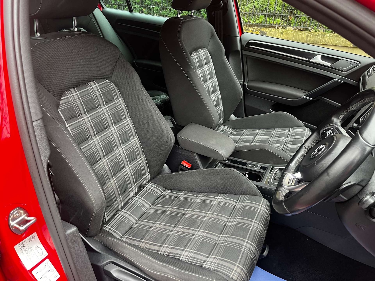 Used Volkswagen Golf 2016 for sale - 77584021: Photo 8