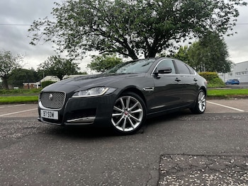 Used Jaguar XF 2016 for sale - 79090479: Photo