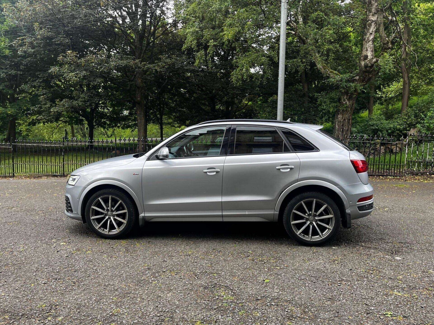 Used Audi Q3 2016 for sale - 77128539: Photo 17