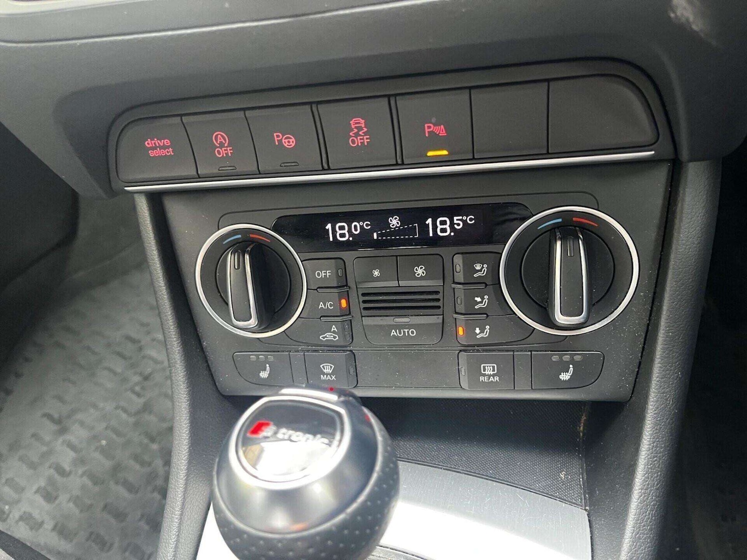 Used Audi Q3 2016 for sale - 77128539: Photo 46