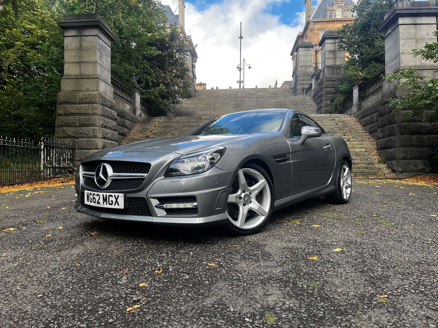 Used Mercedes-Benz SLK 2012 for sale - 76462030: Photo 1