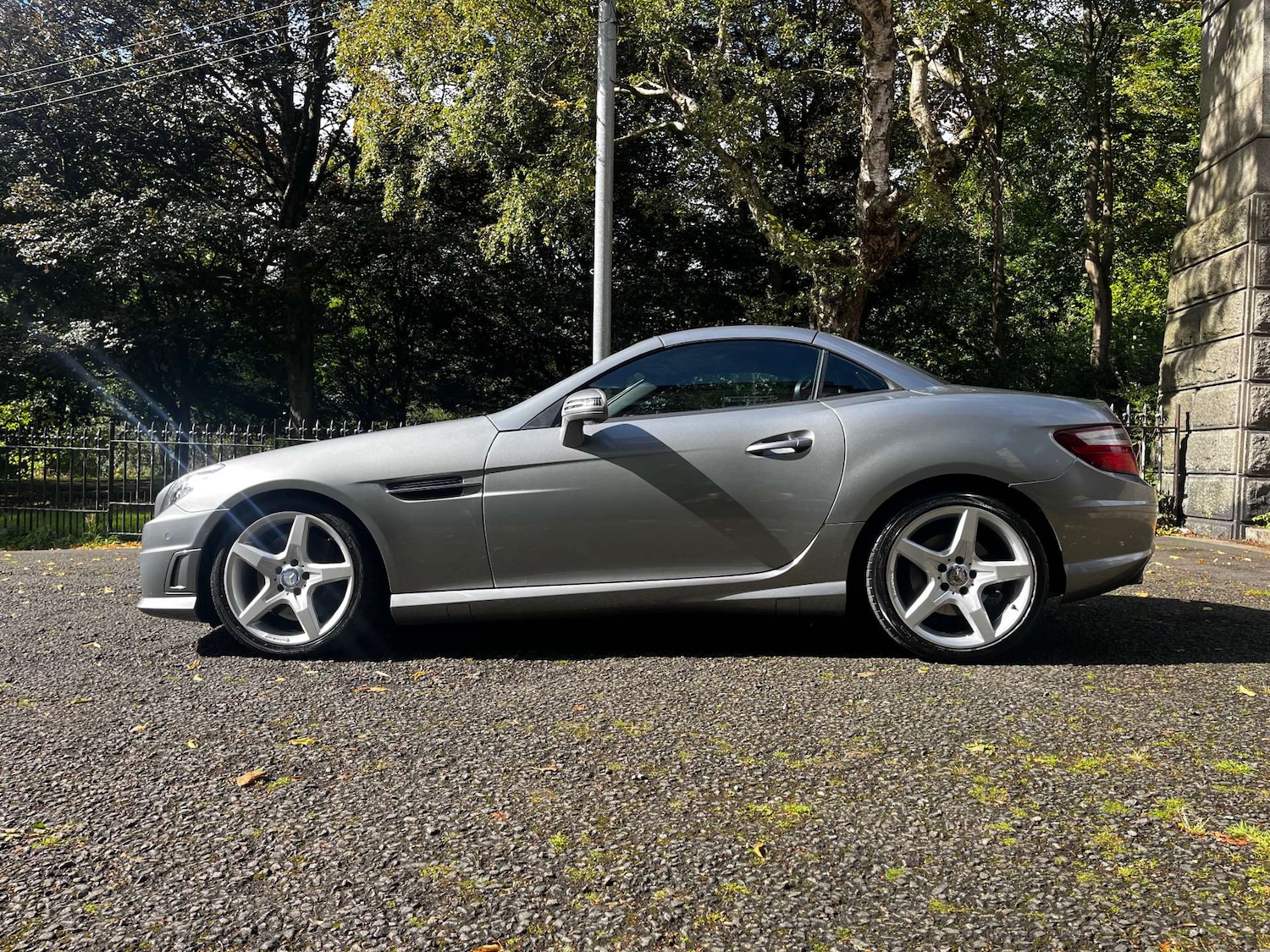 Used Mercedes-Benz SLK 2012 for sale - 76462030: Photo 2
