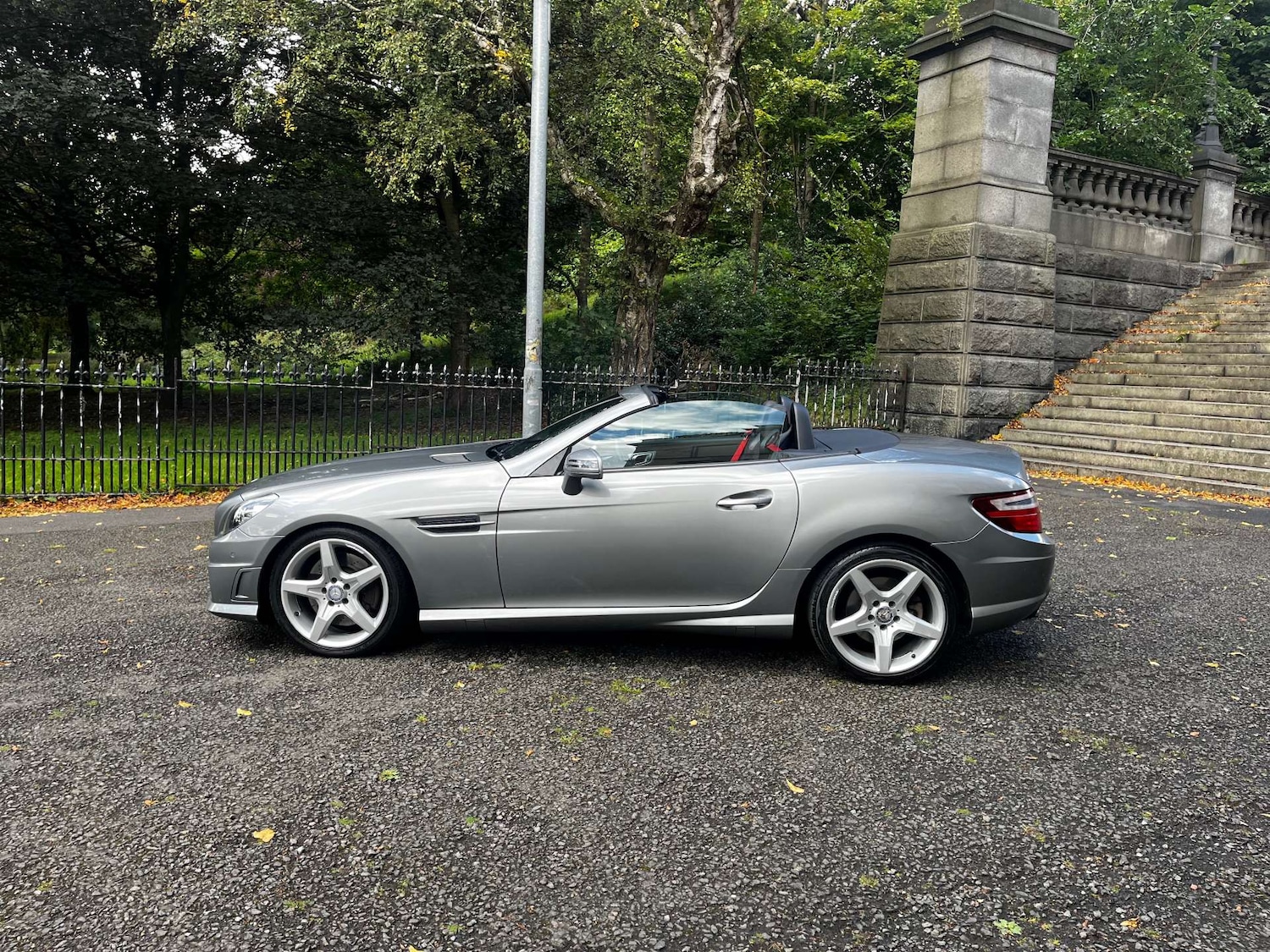 Used Mercedes-Benz SLK 2012 for sale - 76462030: Photo 26