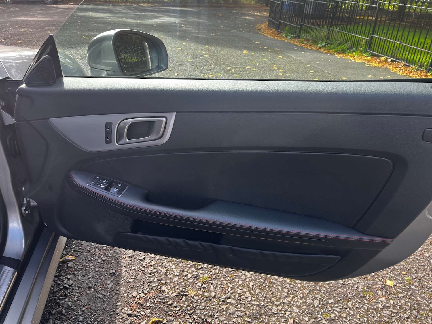 Used Mercedes-Benz SLK 2012 for sale - 76462030: Photo 44