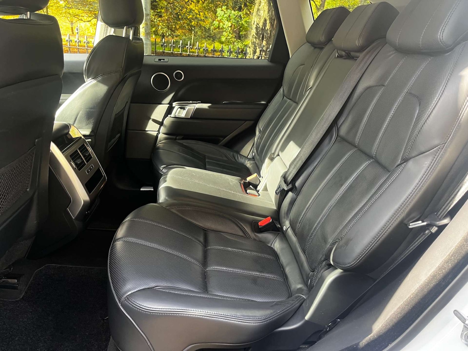 Used Land Rover Range Rover Sport 2016 for sale - 76462045: Photo 11