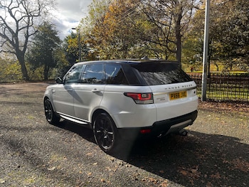 Used Land Rover Range Rover Sport 2016 for sale - 76462045: Photo