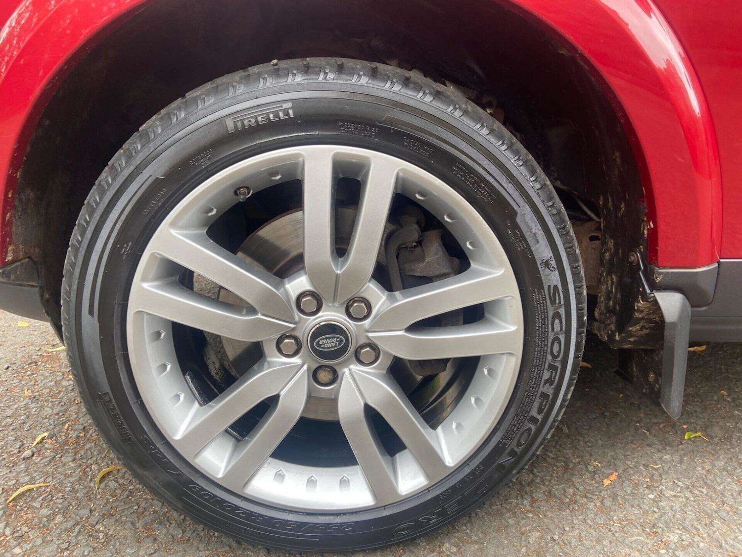 Used Land Rover Discovery 2015 for sale - 76462079: Photo 17