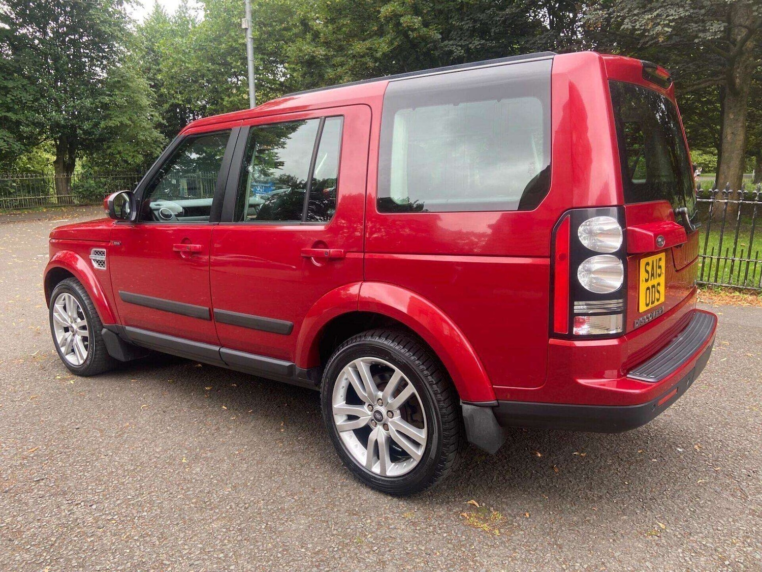 Used Land Rover Discovery 2015 for sale - 76462079: Photo 20