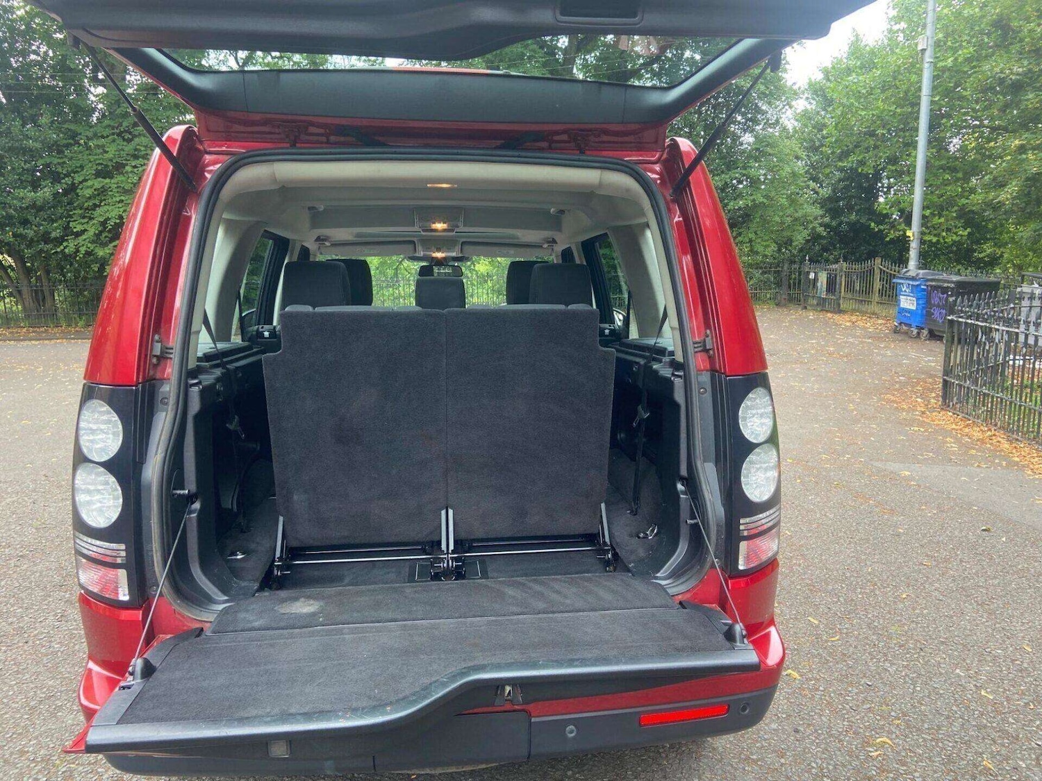 Used Land Rover Discovery 2015 for sale - 76462079: Photo 28