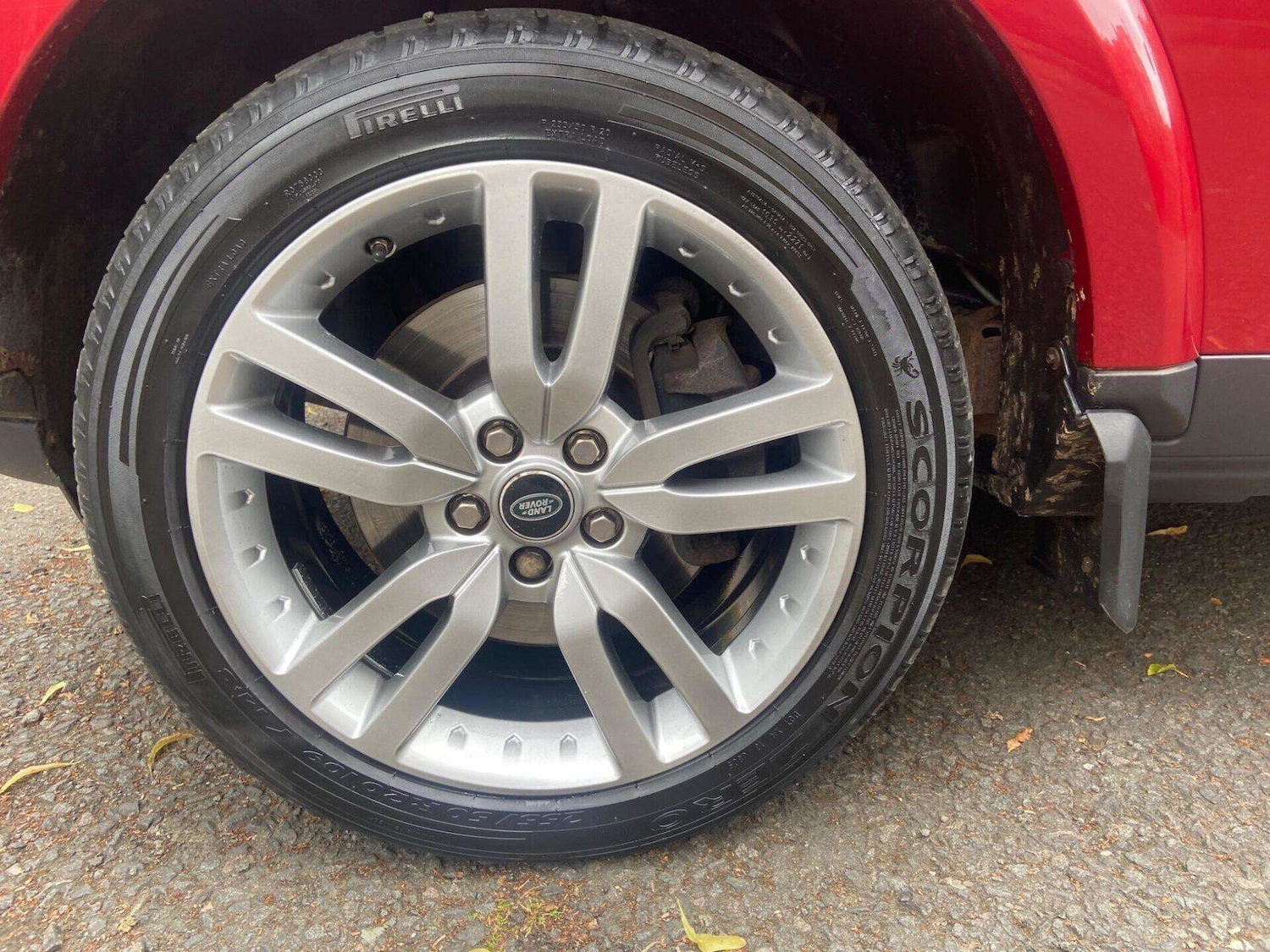 Used Land Rover Discovery 2015 for sale - 76462079: Photo 9