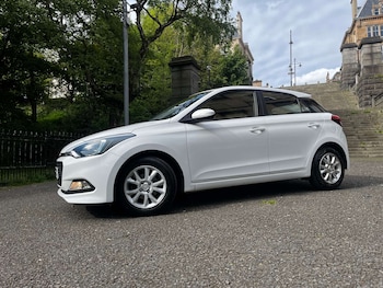 Used Hyundai i20 2017 for sale - 78550085: Photo