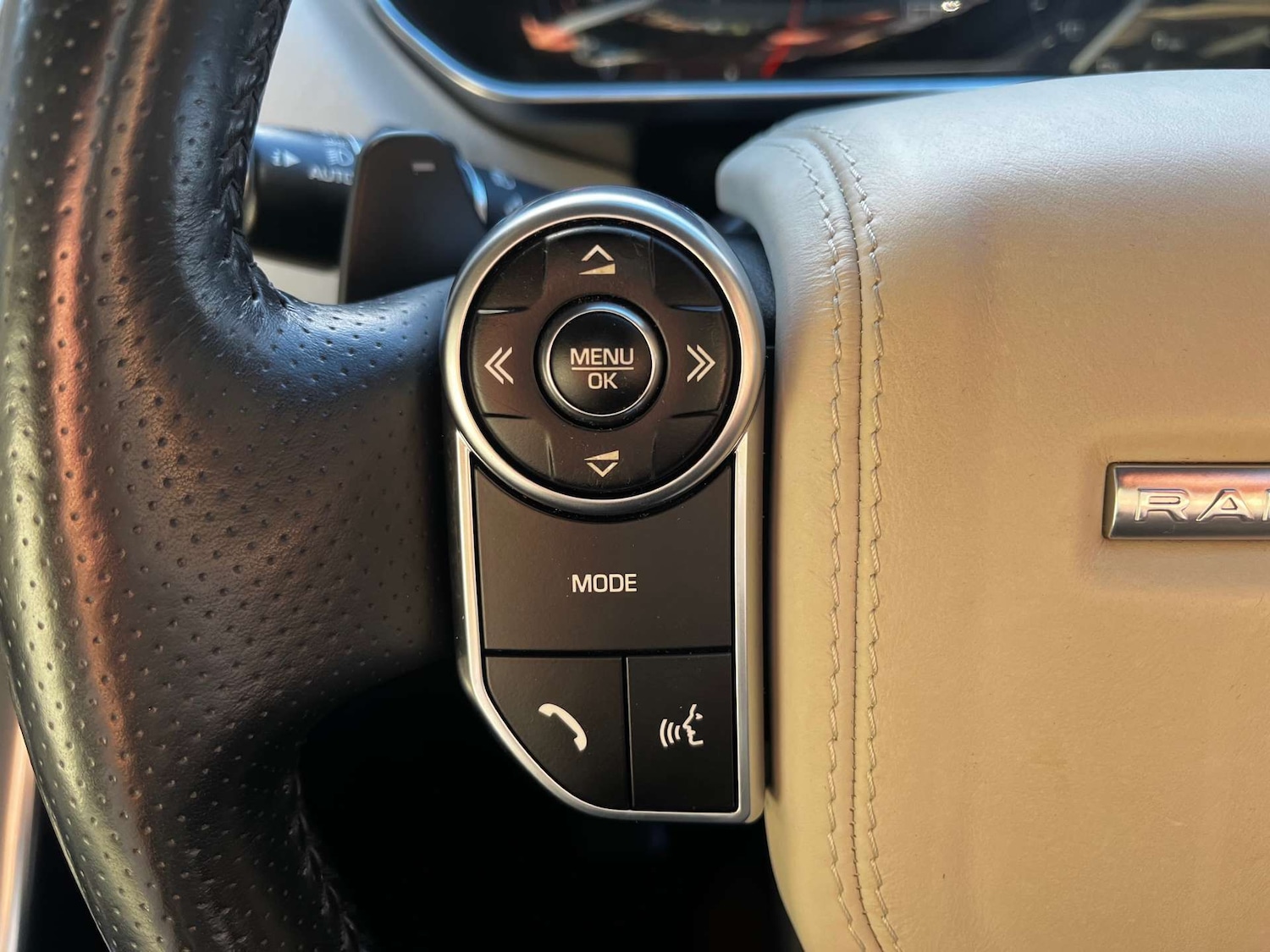 Used Land Rover Range Rover Sport 2014 for sale - 76567744: Photo 44