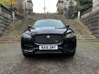 Used Jaguar F-Pace 2016 for sale - 76547254: Photo