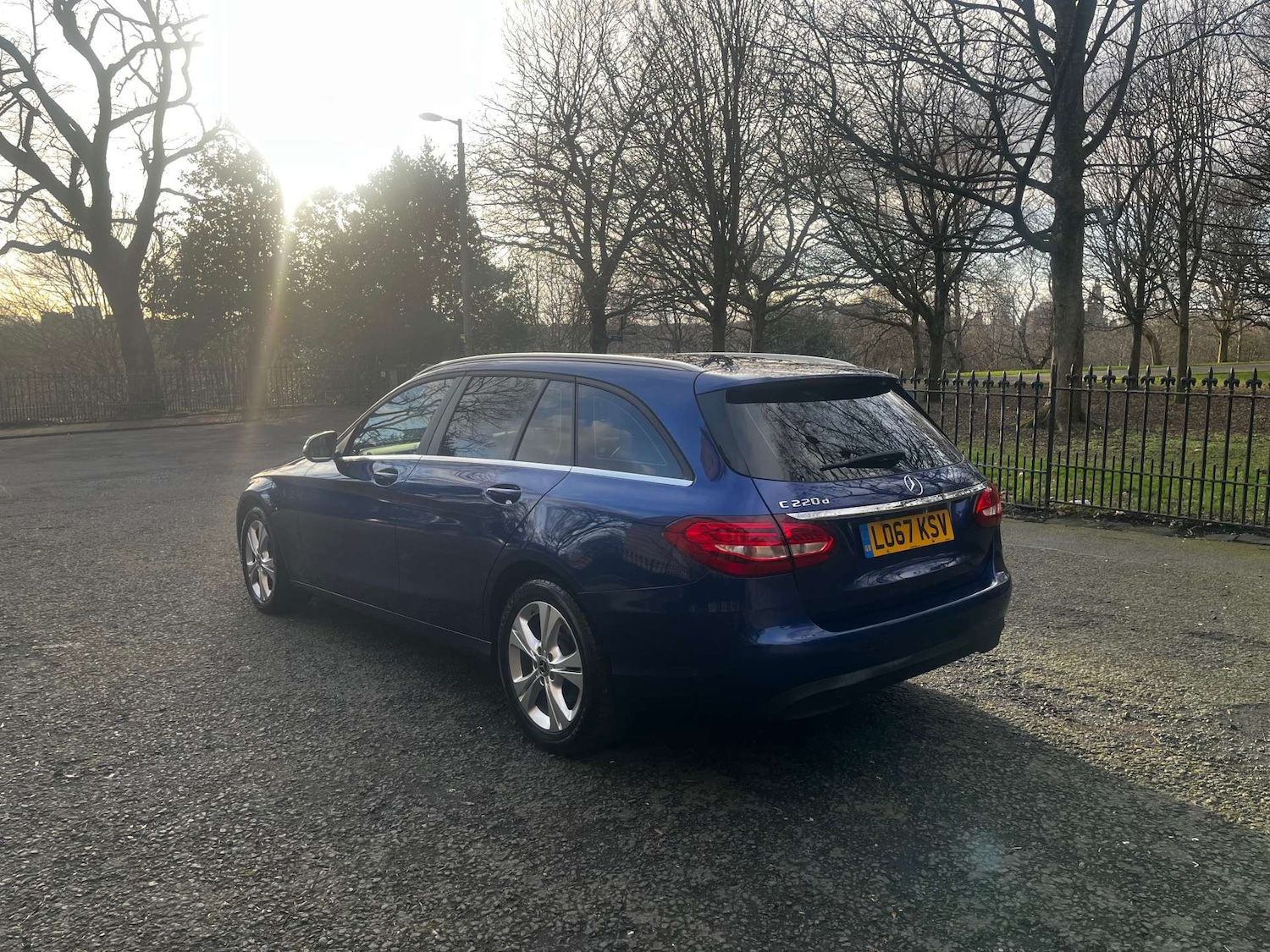 Used Mercedes-Benz C Class 2018 for sale - 77616138: Photo 3