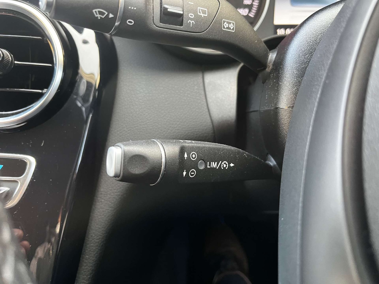 Used Mercedes-Benz C Class 2018 for sale - 77616138: Photo 44