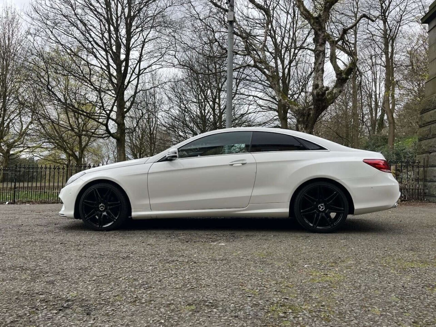 Used Mercedes-Benz E Class 2017 for sale - 76462068: Photo 2