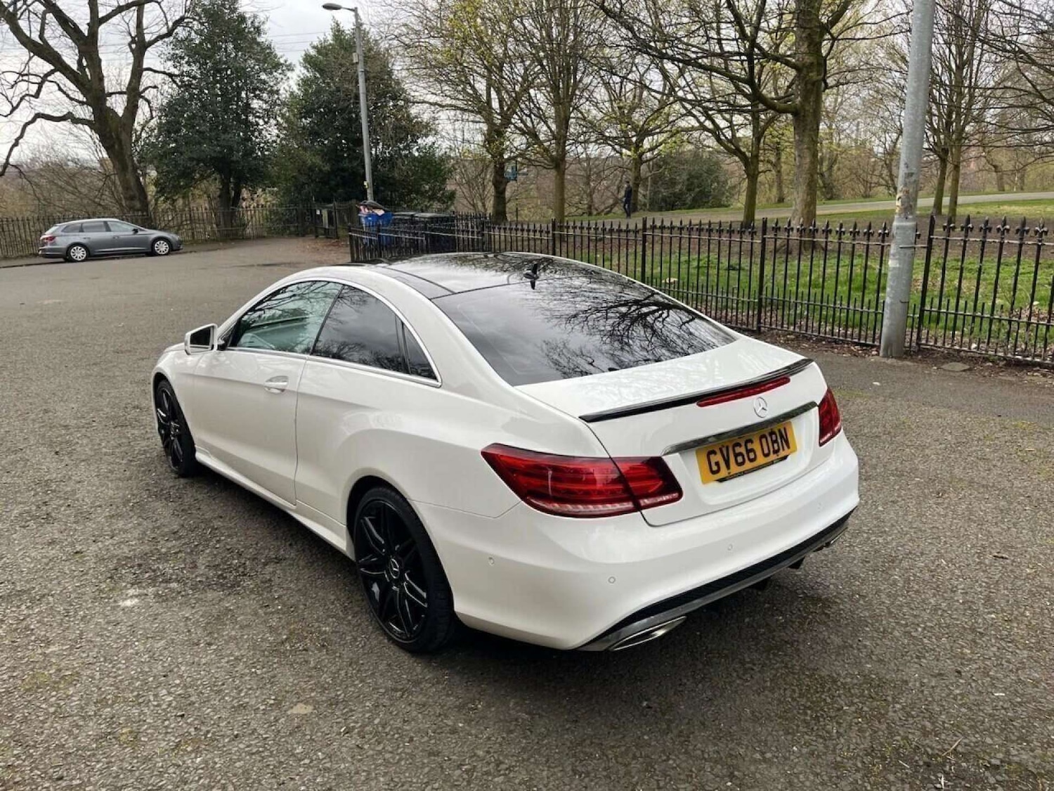 Used Mercedes-Benz E Class 2017 for sale - 76462068: Photo 3