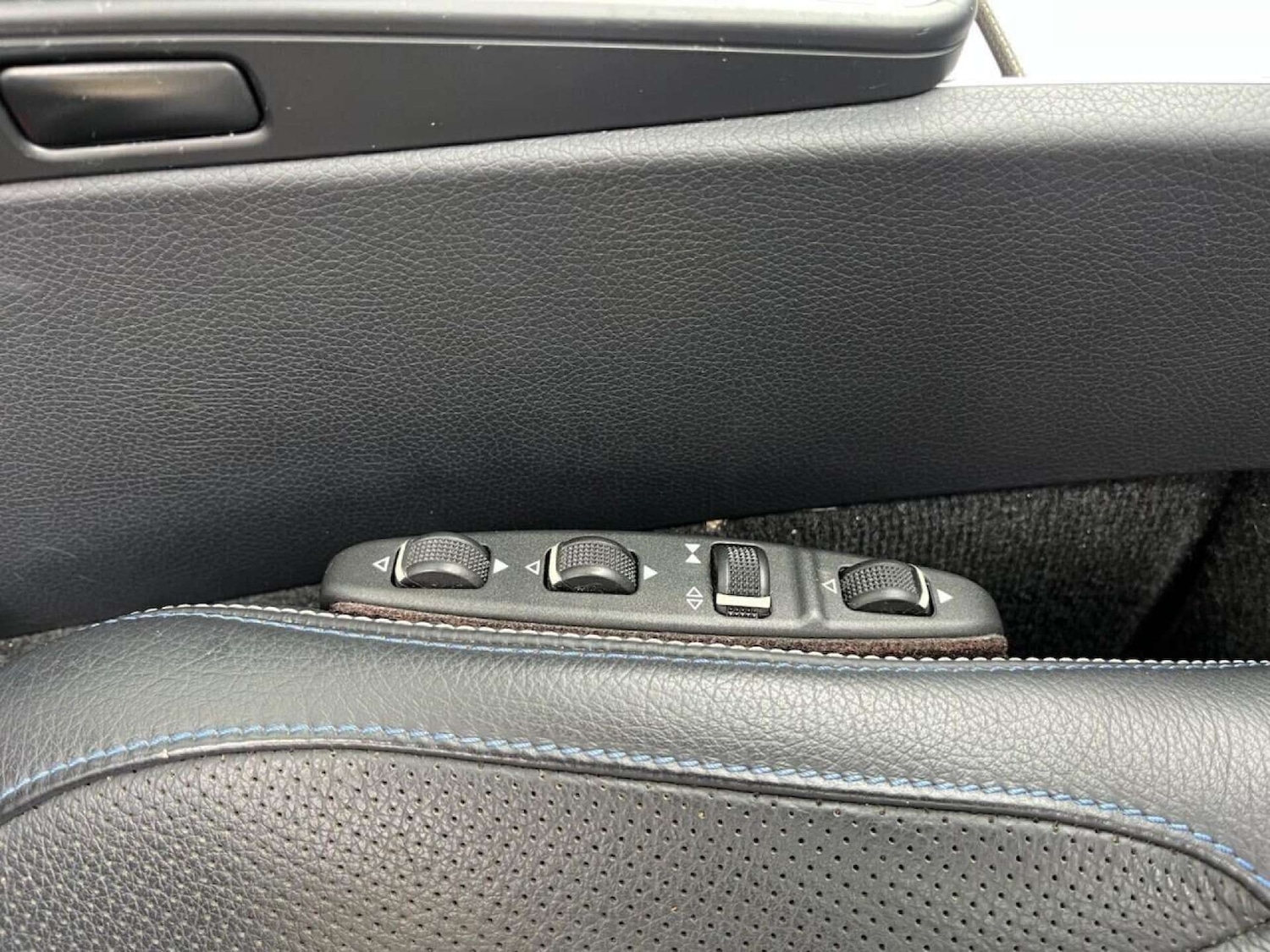 Used Mercedes-Benz E Class 2017 for sale - 76462068: Photo 47