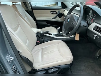 Used BMW 3 Series 2011 for sale - 77804910: Photo