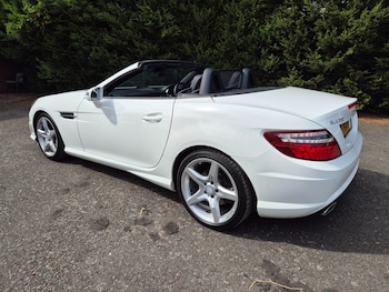 Used Mercedes-Benz SLK 2014 for sale - 79392377: Photo