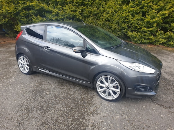 Used Ford Fiesta 2017 for sale - 74450041: Photo 1