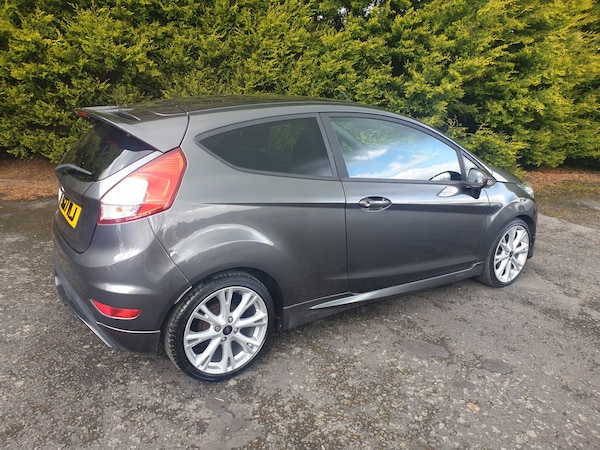 Used Ford Fiesta 2017 for sale - 74450041: Photo 4