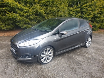 Used Ford Fiesta 2017 for sale - 77208754: Photo
