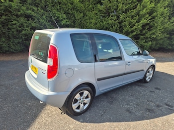 Used Skoda Roomster 2011 for sale - 79317410: Photo