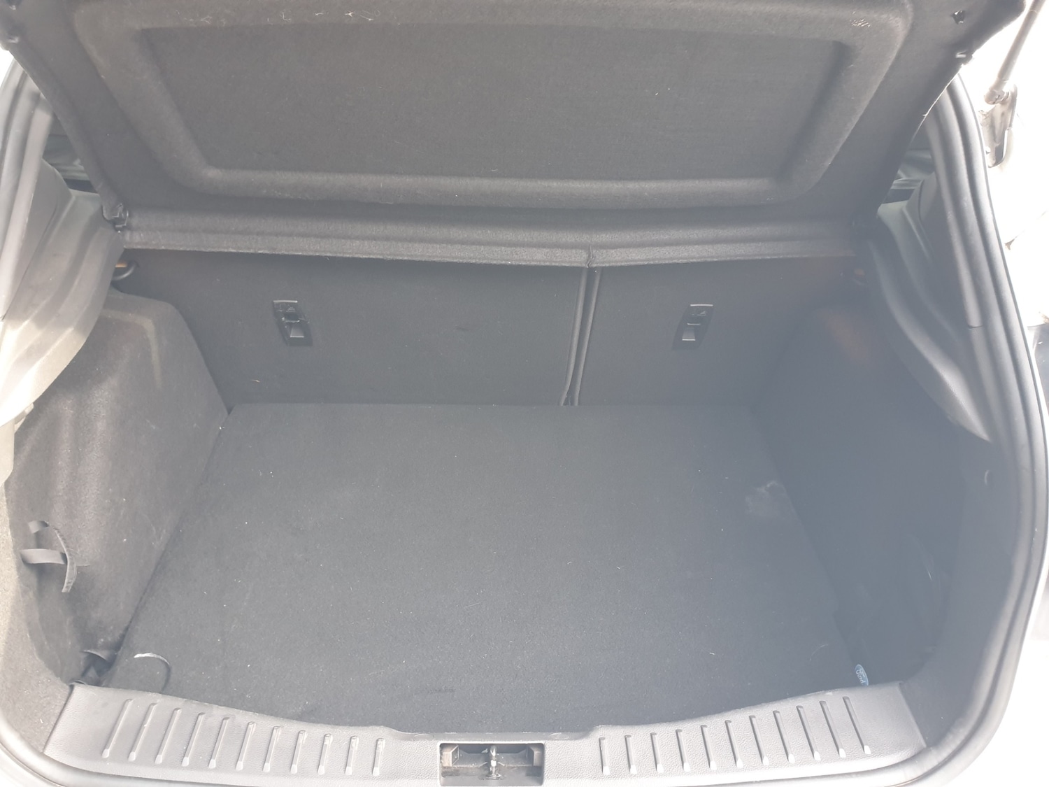 Used Ford Focus 2014 for sale - 77088844: Photo 16