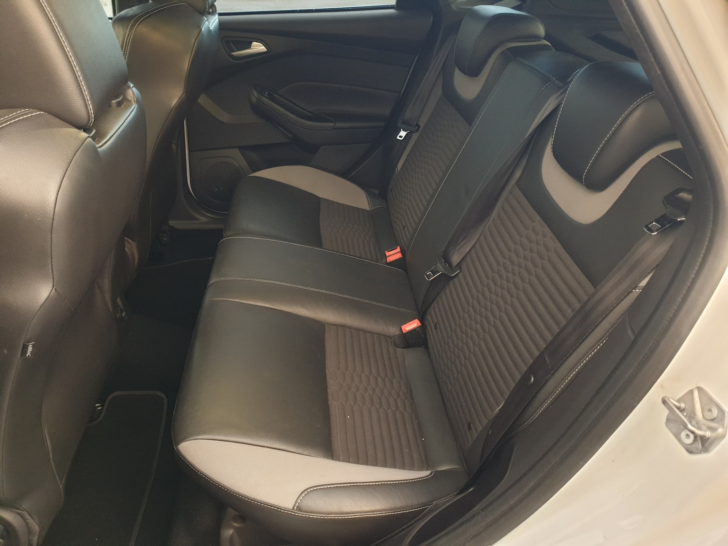 Used Ford Focus 2014 for sale - 77088844: Photo 9