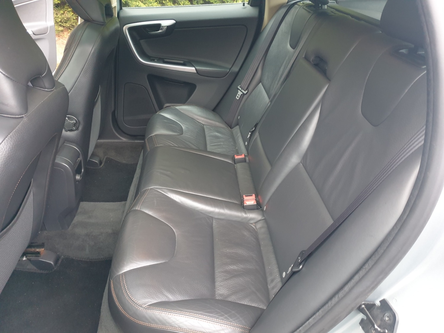 Used Volvo XC60 2010 for sale - 78045337: Photo 10