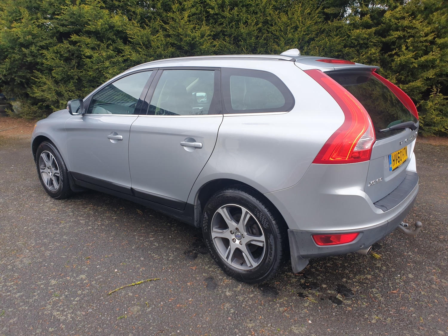 Used Volvo XC60 2010 for sale - 78045337: Photo 3