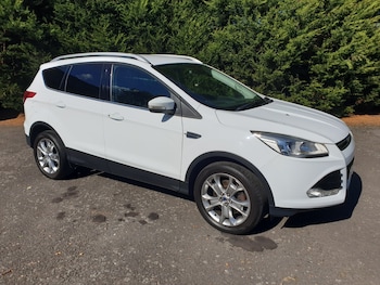 Used Ford Kuga 2015 for sale - 76027818: Photo